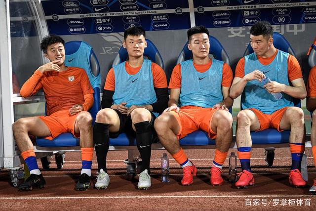 格兰特·希尔：CC读高中的时候就很成熟 他见到我会主动找我握手